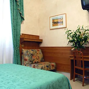 hotel-papa-germano.it-romehotels.com/